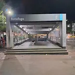 Botafogo - O Soho Do Rio De Janeiro -Bares, Praias, Facil Acesso A Ptos Turisticos